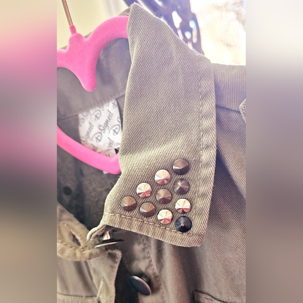 Disney Studded Girls Skull Vest - Picture 3 of 10